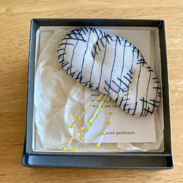 미나 페르호넨 브로치 after rain