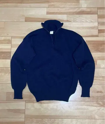 밀리터리 하프 지퍼 니트 스웨터 네이비