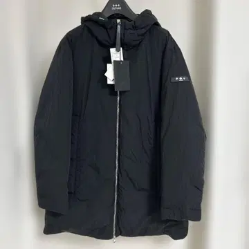 TATRAS 블랙 완전 미사용품 다운 자켓