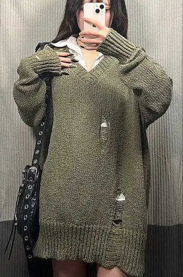 올리브색 오버 사이즈 니트 데미지 가공 페어리 그런지 모리걸