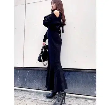 블랙 오프숄더 원피스 세트