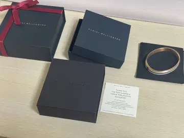 Daniel Wevlington 거의 새상품 팔찌 선물 박스 포함