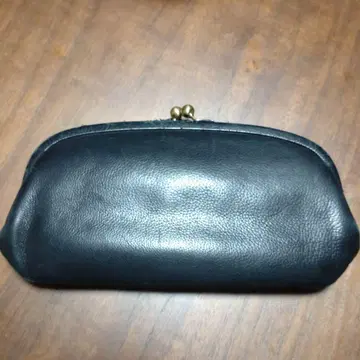 Siilo 블랙 가죽 가마구치 지갑