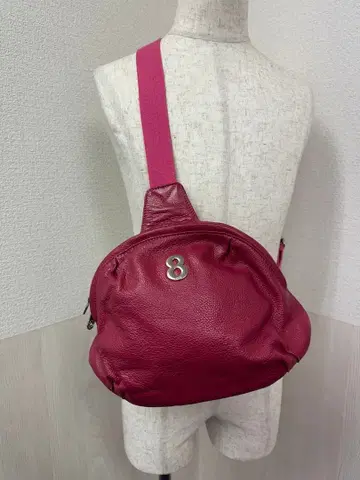 와인 레드 원형 숄더백