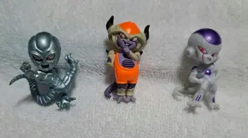 드래곤볼 피규어(스트랩) 메탈 쿠우라 치르드 프리저