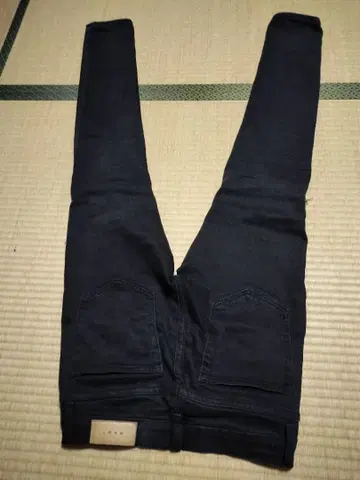 mnml 스키니 데님 28 사이즈 블랙