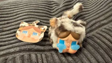 WILD COTIE Vintage cutie CRY BABY