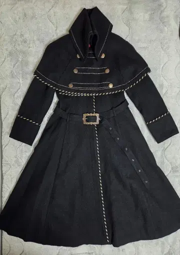 ALICE and the PIRATES 케이프 포함 롱 코트