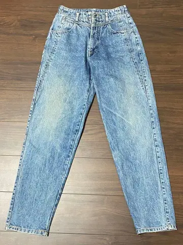 라이트 블루 스트레이트 데님 팬츠