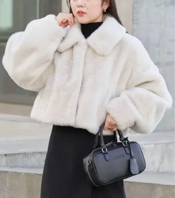 [ 2가지 사이즈 전개 ] chico 퍼 숏 자켓 0 사이즈