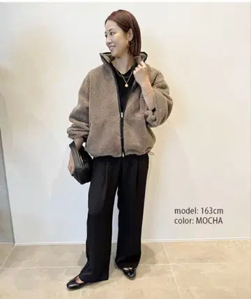 [ 새상품급 ] La Hutte 울 혼방 보아 자켓