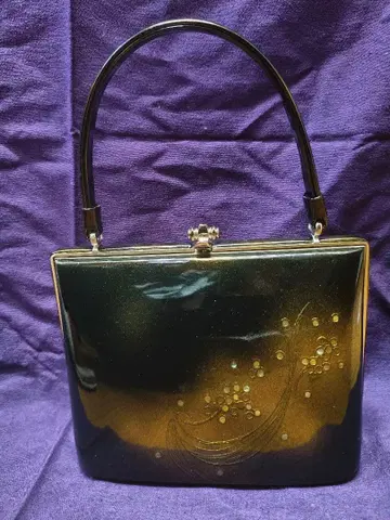 일본 의류용 블랙과 금색 그라데이션 백