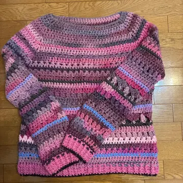 크로셰 뜨기 긴팔 니트 핑크 계열