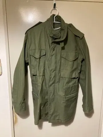올리브 그린 밀리터리 자켓 사이즈 S