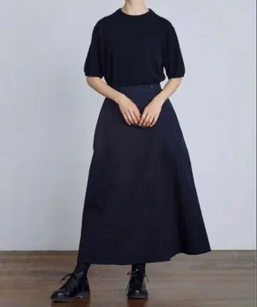 ARTS&SCIENCE 스커트 코튼 실크 블랙