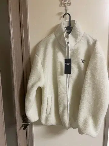 Reebok 화이트 보아 플리스 자켓 L