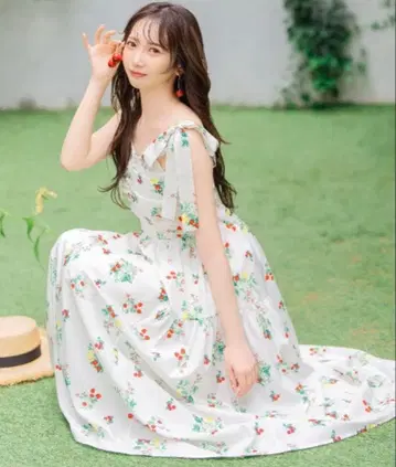 윌셀렉션 리본 숄더 후르츠 프린트 원피스 새상품, 택 포함