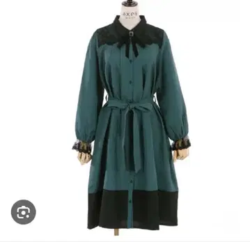 엑시즈팜 브로치 포함 바이컬러 원피스