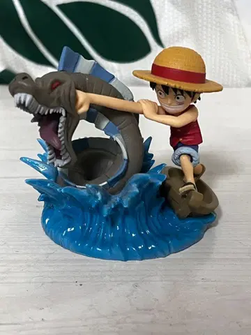 원피스 루피 액션 피규어