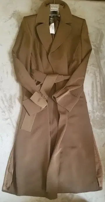 GIANFRANCO FERRE 모스그린 트렌치코트 40