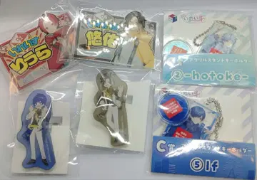 이레이스 핀 배지 콜라보