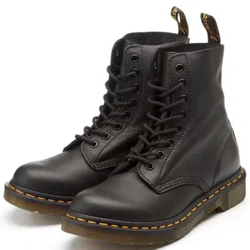 새상품 BEAMS 별주 닥터마틴 8홀 부츠