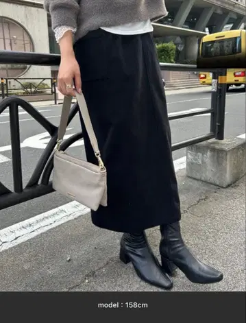 Jena espace merveilleux 스트레치 기모 내로우 스커트