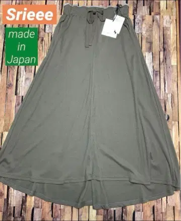 새상품 하자품! 일본 제품 Srieee (슈리) 롱 스커트 카키