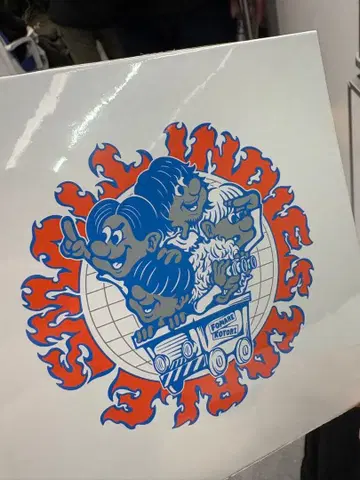 KOTORI FOMARE small indies table