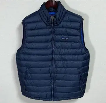 새상품급 XL patagonia 2017년제 다운 스웨터 베스트 네이비