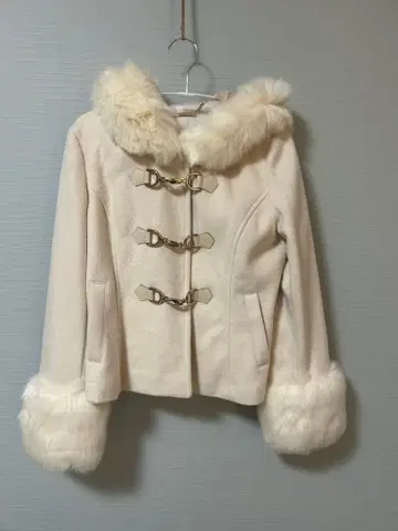 CECIL McBEE 퍼 달린 더플 코트