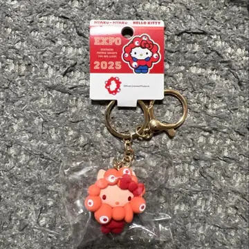 산리오 콜라보 미야쿠미야쿠 입체 마스코트 최애 컬러 헬로키티