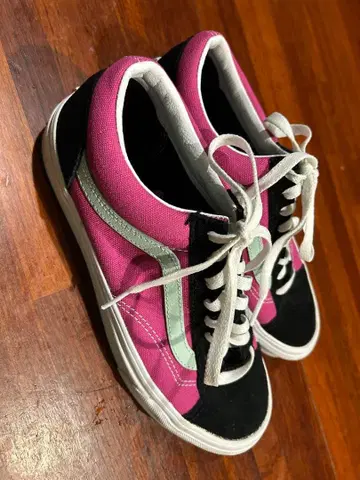 Vans 핑크/블랙 스니커즈