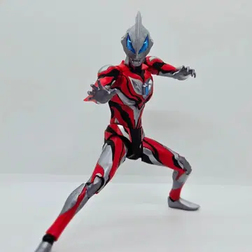 울트라맨 지드 프리미티브 완성품 프라모델