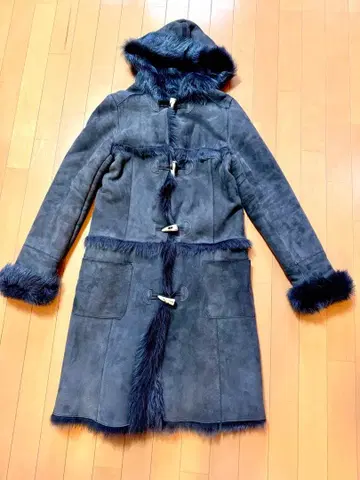 무스탕 코트 후드 부착 다크 그레이