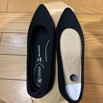 VIVAA 블랙 플랫슈즈 EUR41