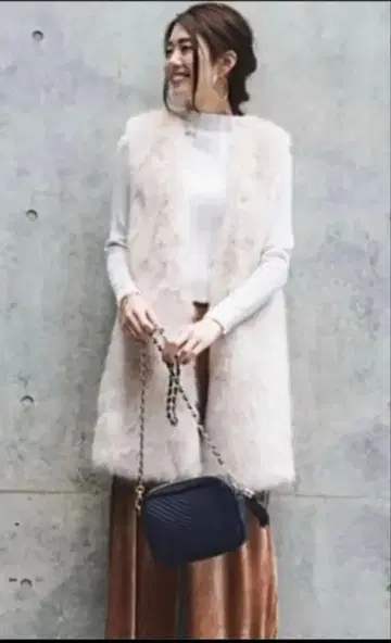 Loungedress 인조 모피 베스트 핑크 베이지 프리 사이즈