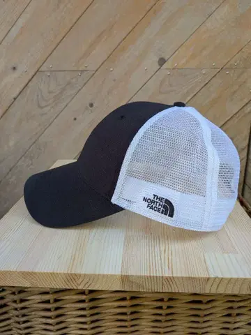 THE NORTH FACE 메쉬 캡 블랙/화이트