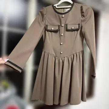 amerge. 베이지 원피스