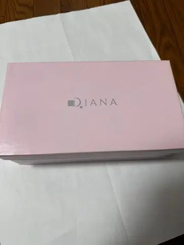 DIANA 블랙 하이힐 4cm