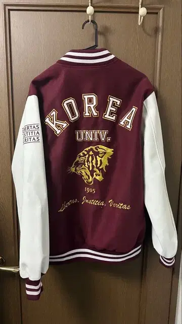 고려대학교 KOREA UNIVERSITY 바시티 자켓 버건디/화이트