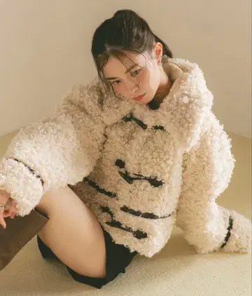 vannie u 푸들 퍼 더플 코트