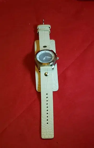 FOSSIL 파슬 화이트 가죽 손목시계 BG-2167