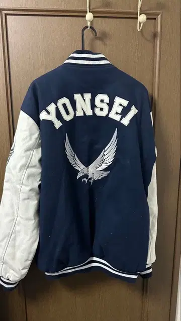 연세대학교 YONSEI 바시티 자켓 네이비/화이트