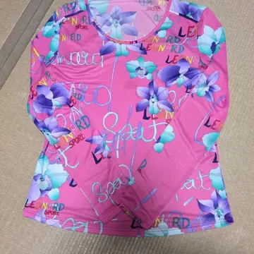 LEONARD SPORT 꽃무늬 긴팔 T셔츠 38 레오나르