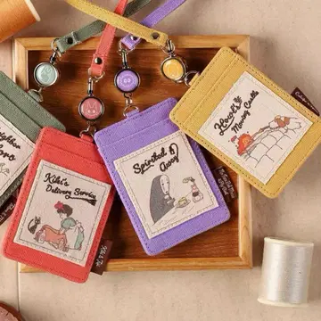 [새상품] 지브리 센과 치히로의 행방불명 컬러 릴 패스 케이스 티타임