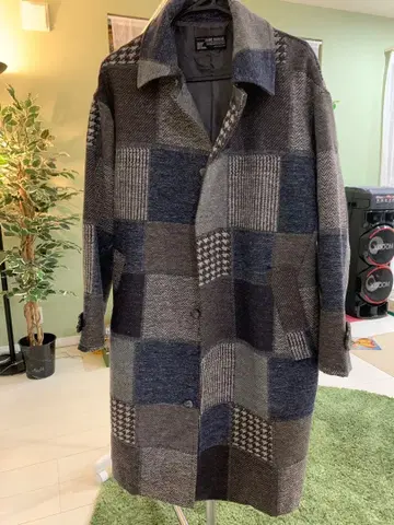 CUBE SUGAR 패치워크풍 울 혼방 스텐카라 코트