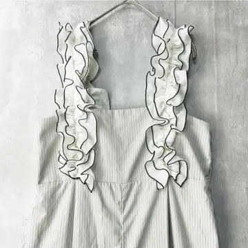 프릴 오버롤 와이드 팬츠 살로펫 그레이 계열 스트라이프 봄/여름/가을