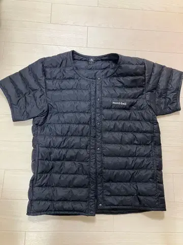 [ 새상품급 ] S 사이즈 mont-bell 블랙 다운 자켓