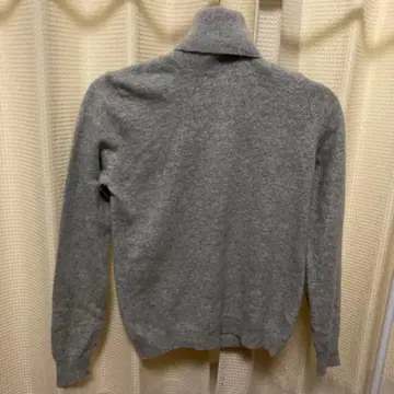 유니클로 캐시미어 100% 터틀넥 니트 그레이 M